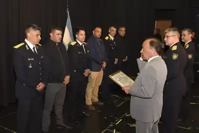 140 años de la Policía de La Pampa: el emotivo reconocimiento que dejó al descubierto el lado humano de la fuerza