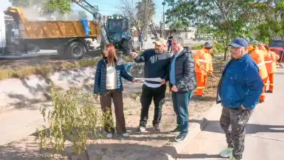 Diez mil doscientos metros de desagües: el plan municipal que busca evitar inundaciones en cuatro barrios