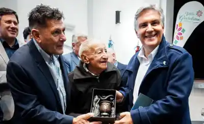 La gira de Llaryora por Punilla: obras, viviendas y un detalle que no te podés perder