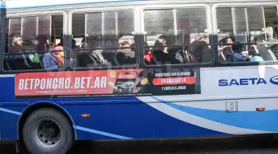 Media sanción en Salta: adiós a la publicidad de apuestas en edificios y vehículos estatales