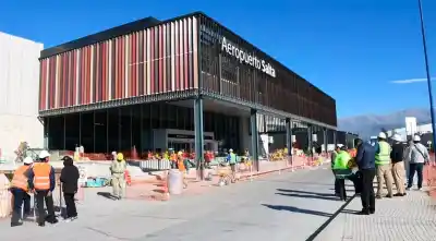 Salta estrena terminal: Sáenz encabeza la inauguración con un show que nadie esperaba