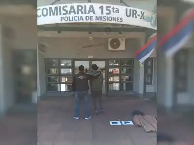 Asaltó a madre e hija en una parada de colectivo y las cámaras lo delataron horas después