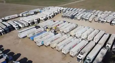 El drama de los camioneros varados en Salta: llevan 18 días esperando y ya perdieron la mitad de su sueldo