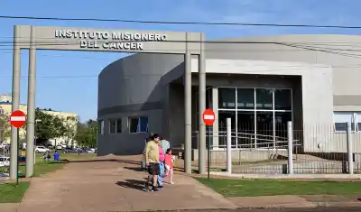 El Instituto Misionero del Cáncer festeja sus 8 años con una feria que sorprende en la Cascada