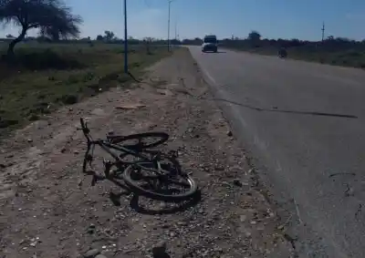 Salió a andar en bici y terminó en terapia: el dramático choque que conmocionó a Las Cejas