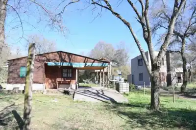 El misterio del camping en El Cadillal: ¿qué había detrás de las casas ilegales?