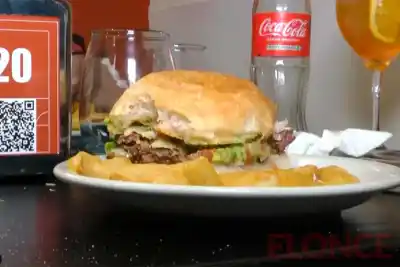 Media noche de hamburguesas a mitad de precio: los 19 locales que participan