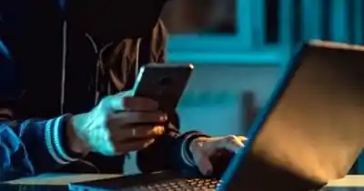 Jubilada perdió casi $2 millones en una estafa que simulaba ser PAMI: el link y el WhatsApp que la engañaron