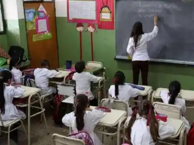 El 11 de septiembre no es feriado nacional: qué pasa con las clases y quiénes sí trabajan