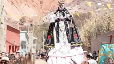 Purmamarca se prepara para la gran fiesta de Santa Rosa de Lima: conocé el cronograma completo