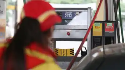 El dato que preocupa en Tucumán: la venta de combustibles se derrumbó 22,41% en julio