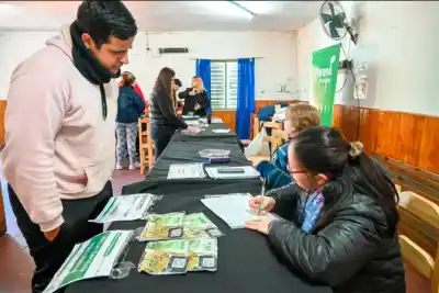 ¿Qué trámites podés hacer sin salir del barrio? Oficinas a la Comunidad aterriza en Base Aérea