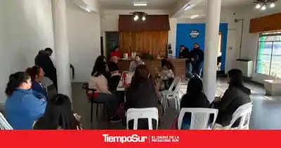 Puerto Deseado: los trabajadores rechazaron las ofertas y el municipio busca sostener sus servicios