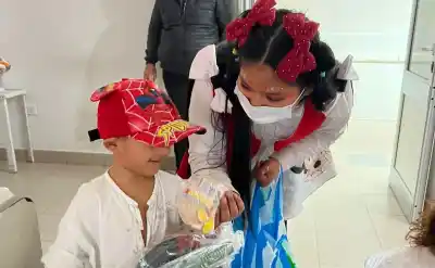 ¿Querés regalar sonrisas? Buscan voluntarios para una jornada especial en el Materno Infantil