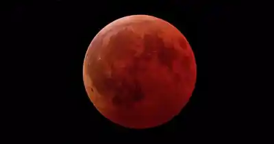 El eclipse lunar se verá en vivo desde San Juan: cómo seguirlo y dónde reservar