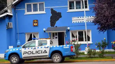 Manejaba alcoholizado y embistió varios autos: el insólito detalle que complica al conductor