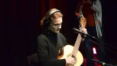 La noche que el folclore enciende Paraná: llega el Fogón Entrerriano con dos artistas que no te podés perder