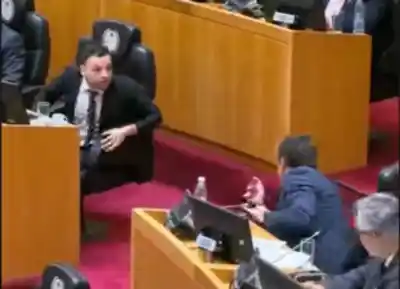 El tenso cruce en la Legislatura: Cobos y Bussi, cara a cara por el “vamos afuera”