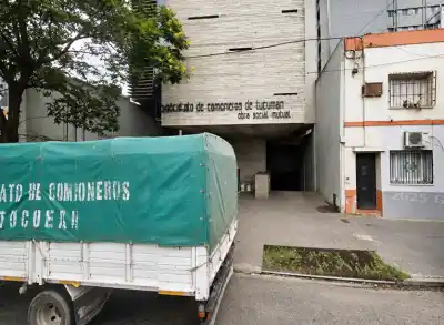 Camioneros en alerta: denuncian ola de despidos y el sindicato no responde