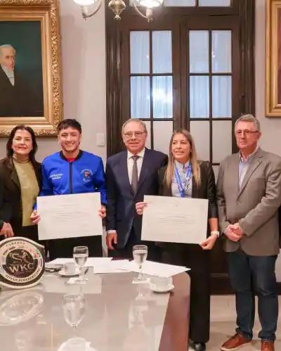 El homenaje que recibió el esquinense que conquistó el título sudamericano de Kickboxing