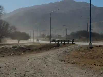Alerta en el oeste tucumano: ráfagas que podrían superar los 120 km/h