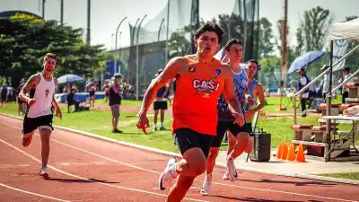 El velocista sanjuanino que correrá por Argentina en el Mundial Escolar: su historia y sus marcas