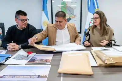 Seis empresas compiten por el Centro Deportivo Comunitario de San Patricio del Chañar