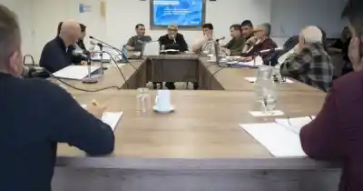 Santa Cruz: el borrador que puede cambiar las reglas electorales y nadie sabe qué contiene