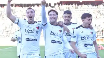 El dato que ilusiona a Colón: dos jugadores en el once más caro de la Primera Nacional