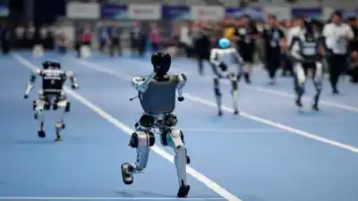 Rosario se prepara para el futuro: robots humanoides llegan a la UNR