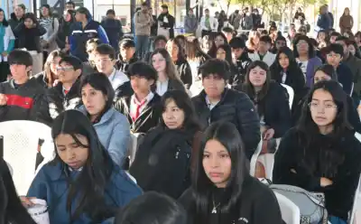 Estudiantes de más de 30 colegios ya debaten en el Concejo Deliberante Estudiantil: ¿qué temas abordarán?