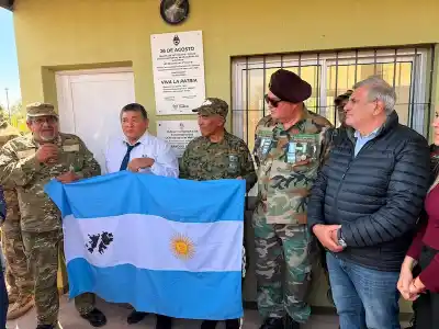 Un homenaje que tardó 13 años: el Estado provincial reconoció a los héroes originarios de Malvinas