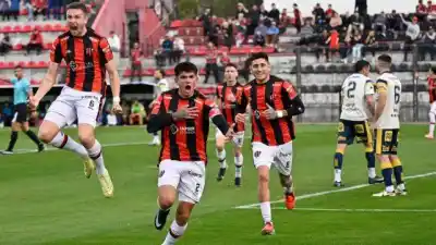 Patronato respira: el triunfo que lo sacó del descenso y el desafío que viene
