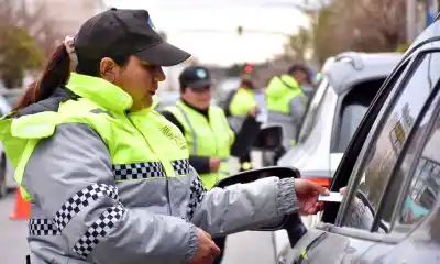 Operativo sorpresa en pleno centro de Trelew: 16 infracciones en un solo día