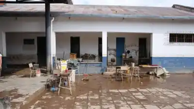 El duro impacto en las aulas: más de cien escuelas tucumanas aún sin clases tras las inundaciones