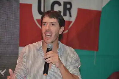 Moro confirmó el respaldo unánime de los intendentes radicales a Berhongaray y dejó abierta su reelección