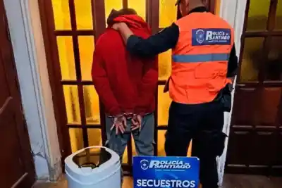 Robó un secarropas en Añatuya y el dueño lo persiguió hasta atraparlo en plena calle