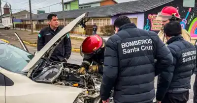 Alerta en Río Gallegos: el conductor que terminó en el hospital tras el fuerte impacto