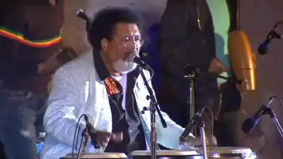 La noche que Rubén Rada hizo bailar a la montaña: el show que Calingasta no olvida
