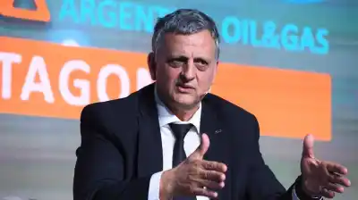 YPF asegura que el impacto del petróleo caro en tu bolsillo será “lo mínimo”, pero los números ya empezaron a moverse