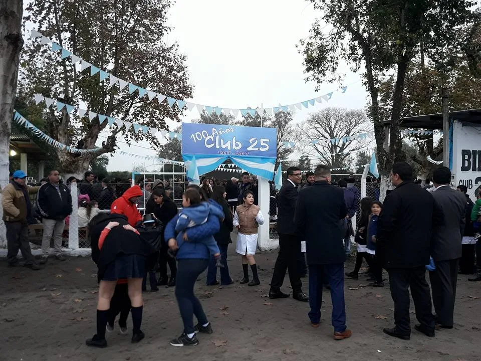 El club, de fiesta cuando cumplió 100 años de existencia, y prepararon una gran celebración con todos los vecinos