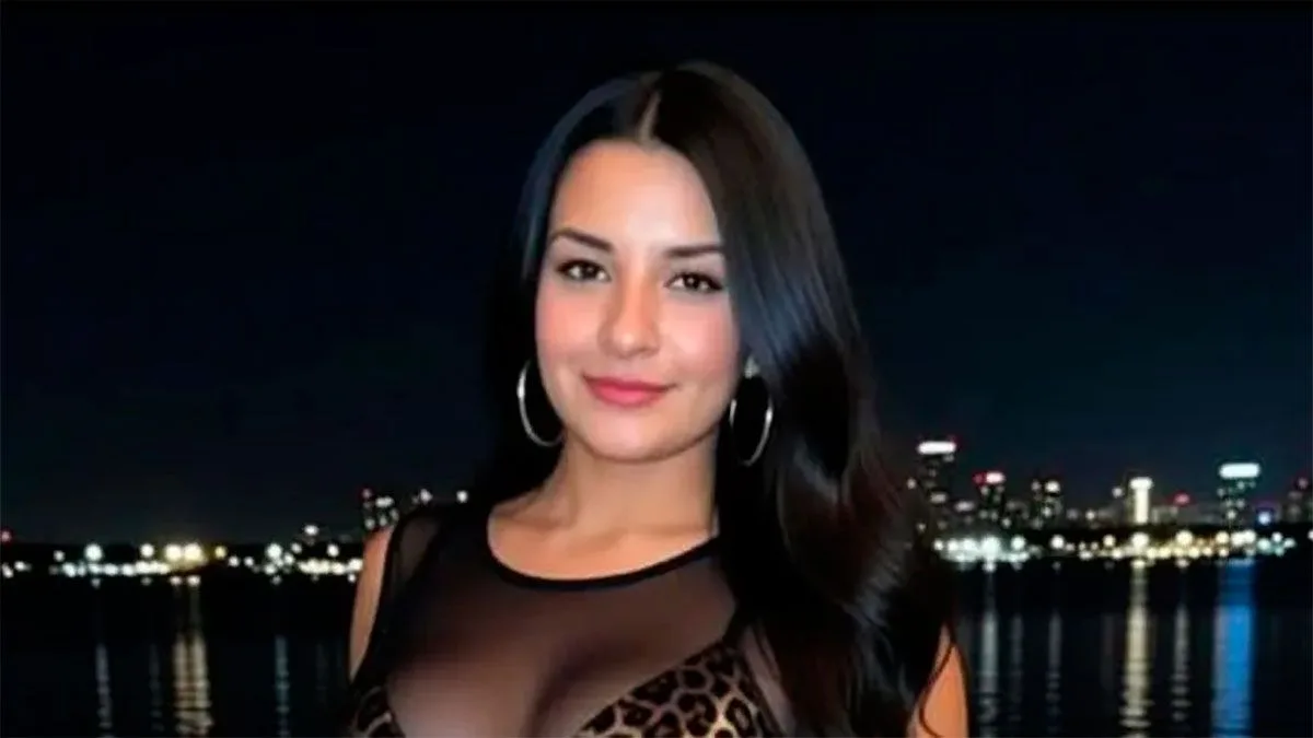 Thania Santillán.