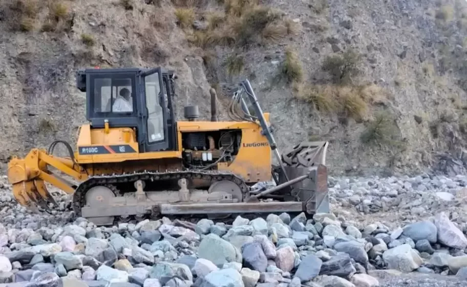 Obras de recomposición del camino al Chañi