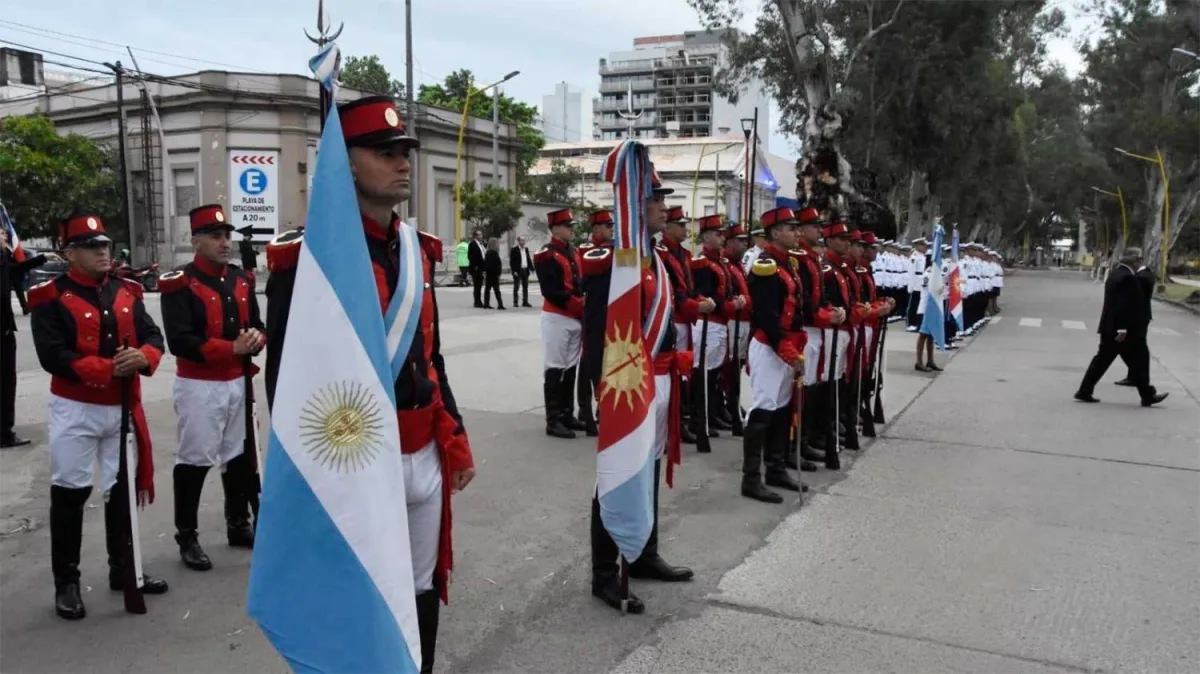 Acto autonomía provincial