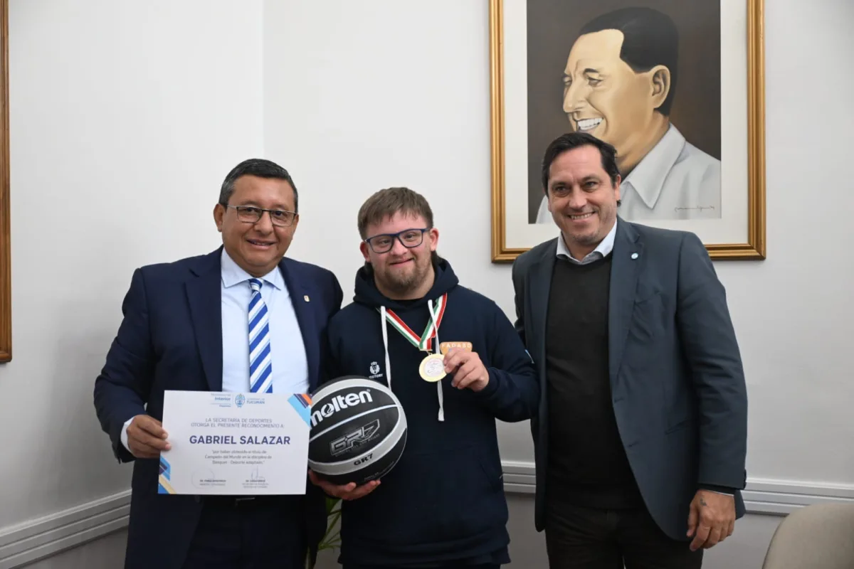 Gabriel Salazar en Casa de Gobierno