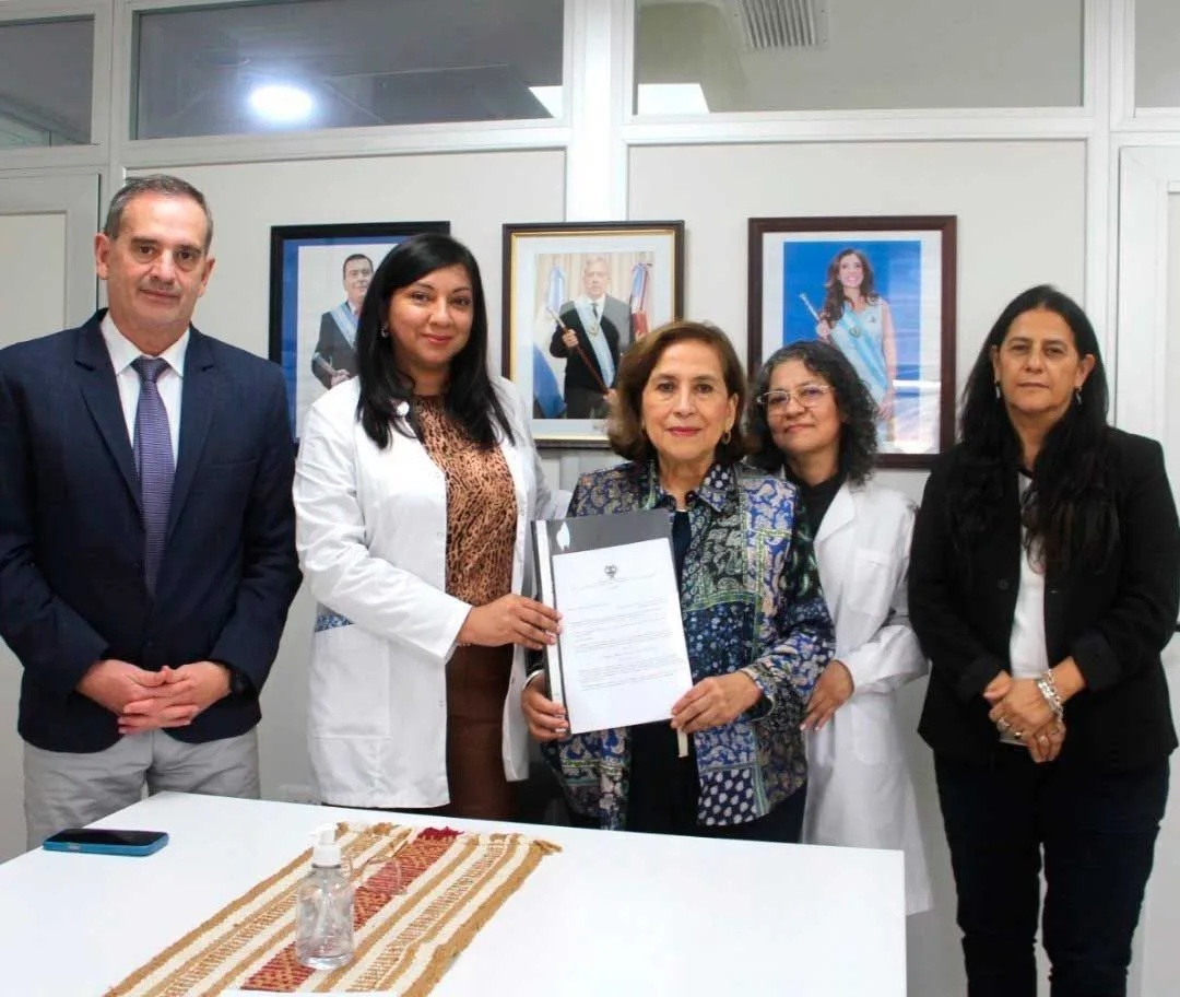 Autoridades del Ministerio de Salud de Santiago del Estero en el acto de Sachayoj