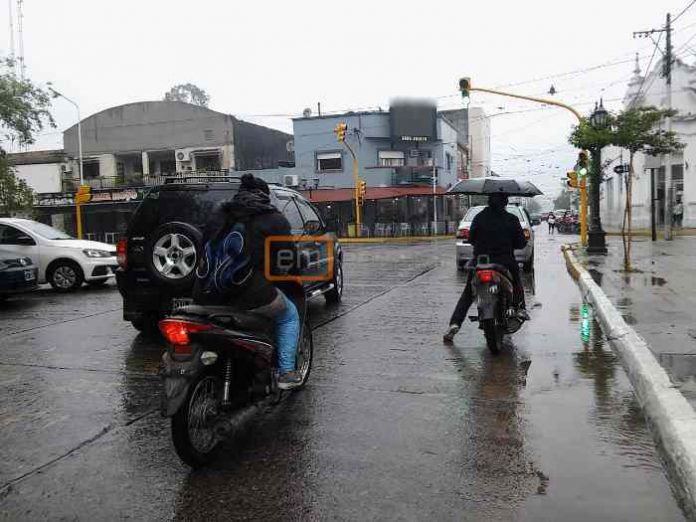 MANTO GRIS - tormentas en Monteros