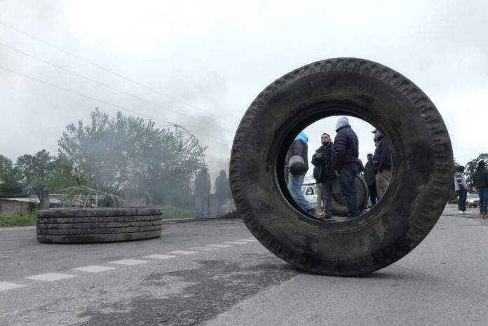 CORTE RUTA EN ACHERAL