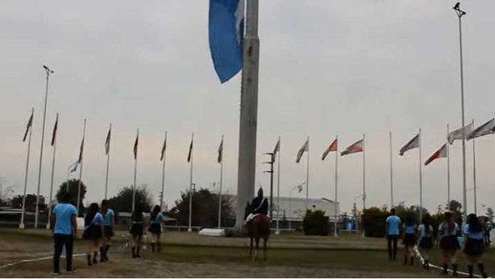 Día de la bandera Argentina: el homenaje de alumnos de Yonopongo en Monteros