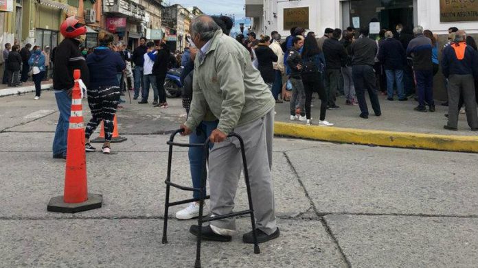 Jubilación, pensiones y AUH: ¿A quién se le paga hoy Anses?